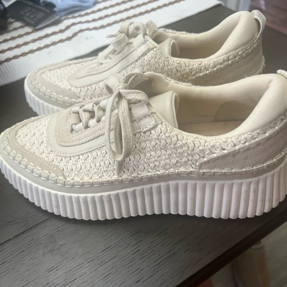 Dolce Vita platform sneakers